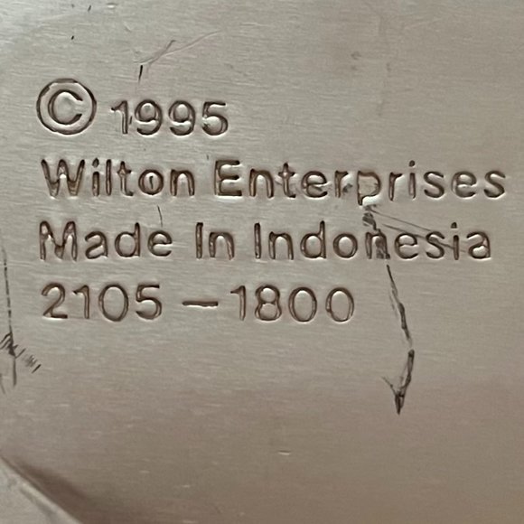 Wilton Proud Graduate Cake Pan 1995 2105-1800 - Picture 3 of 3
